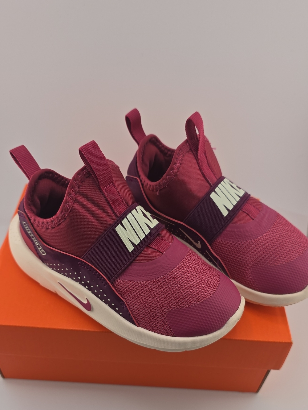 Nike Flex Runner 4GS  Bordeaux/Guava Ice/Sweet Beet Size 9C - Picture 12 of 14